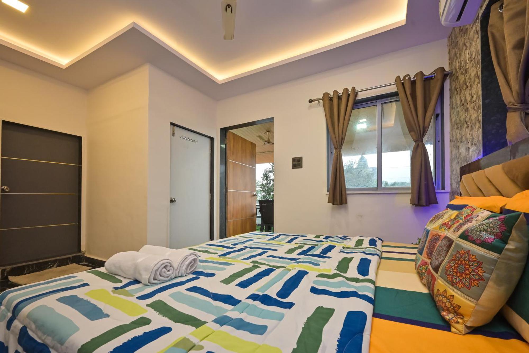 Empyrean Stay Ll 3Bhk Ll Marshall Villa Ll Large Pool Ll Ac Ll ロナバラ エクステリア 写真
